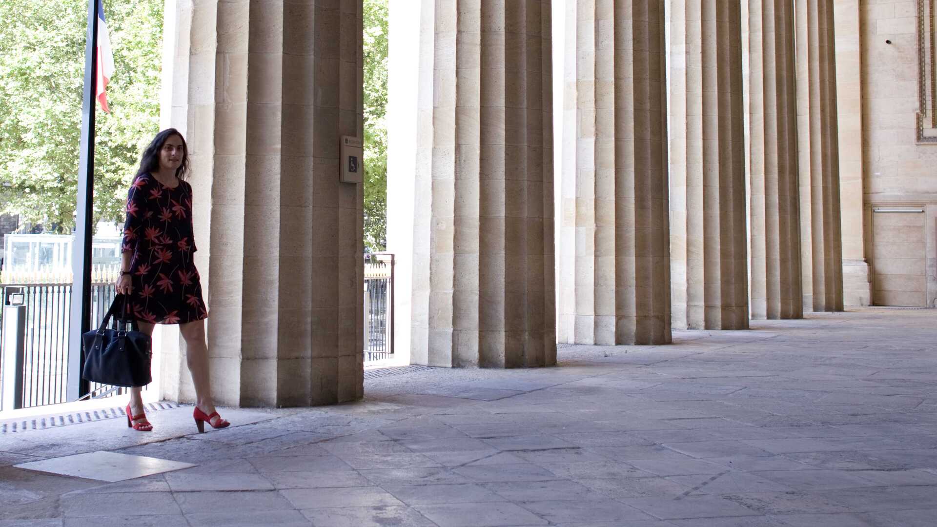 Chute dans les escaliers  Condamnation du bailleur qui n’a pas entretenu le logement